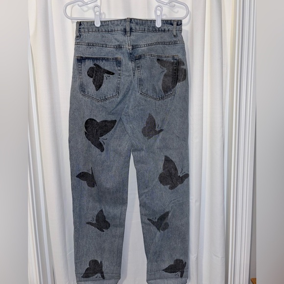 Adika Women’s Size Medium Butterfly Print Jeans - Picture 3 of 6